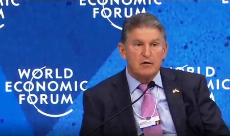 Pandering to the New World Order: American politicians sell us out to an international criminal syndicate with blood on its&nbsp;hands