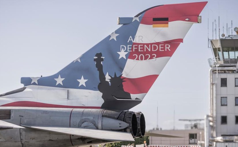 In run-up to WW III, former Marine intel officer says U.S. government ‘overhypes’ its weapons capability and sells a perception of American&nbsp;invincibility